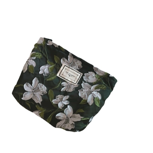 Vintage dark green floral jacquard canvas handbag with white flower pattern