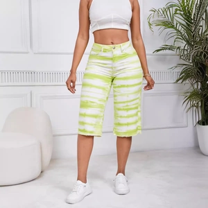 Women Tie Dye Denim Shorts Knee Length Mid Waist Casual Streetwear Frayed Hem Slim Fit Stretchy Bermuda Shorts