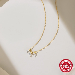 Minimalist S925 sterling silver golden necklace with three clear zircon pendants