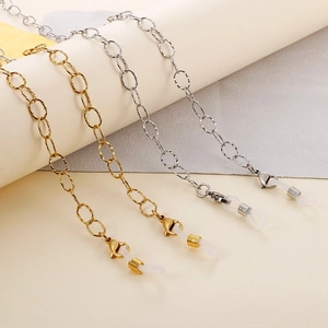 Titanium steel eyewear chains in gold and silver with oval links and silicone loops