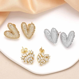 Heart Stud Earrings Copper Gold Plated Inlaid Zircon Romantic Fashion Jewelry For Women Elegant