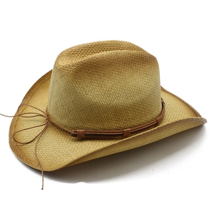 Detail der geflochtenen Strohtextur und des Lederbandes am Western-Cowboyhut