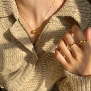 Elegant gold S925 silver necklace with geometric zircon pendant and matching rings set