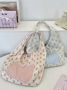 Sac fourre-tout à fleurs et carreaux avec imprimé nœud et poche en dentelle d'été