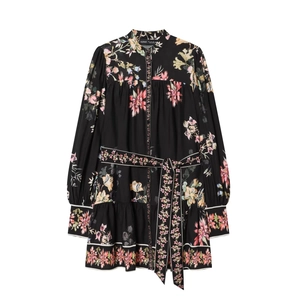 Robe longue femme à imprimé floral noir avec ceinture et motifs de fleurs élégants