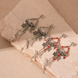 Vintage floral butterfly tassel earrings with faux pearls and intricate leaf metal charms
