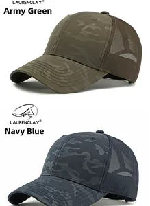Dettaglio dei cappellini baseball camo verde militare e blu navy con rete traspirante