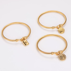 Women Vintage 304 Stainless Steel Twisted Cable Bangle Bracelet Gold Plated Saint Benedict Coin Heart Lock Pendant Jewelry