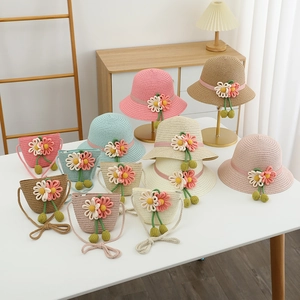 Girls straw sun hat and matching flower bag set for summer outdoor beach travel