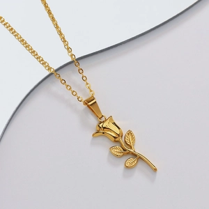 Elegant Rose Flower Pendant Necklace Stainless Steel 18K Gold Plated Retro Niche Romantic Clavicle Chain For Women