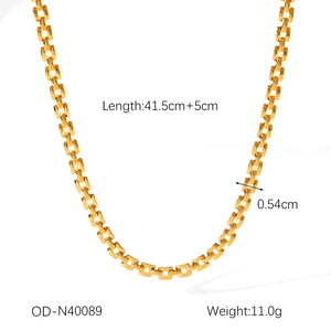 Detail view of 18K gold plated stainless steel rectangular link chain with product dimensions