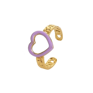 Detail of gold-plated chain ring featuring a heart-shaped purple enamel inlay decoration