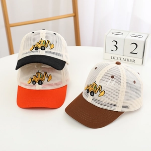 Detail of cartoon excavator embroidery on breathable mesh baseball caps for children