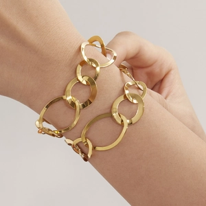 Chunky 18k gold plated irregular circle link bracelet for women on wrist