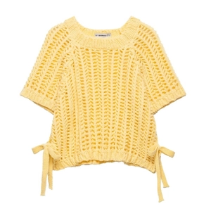 Light yellow hollow knit short sleeve top with round neck and side bow ribbons