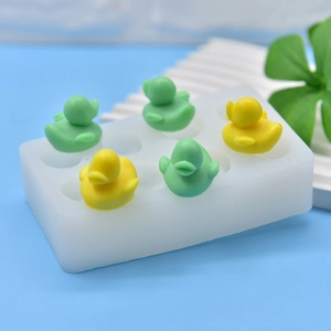 8-fach Silikonform in Entenform für DIY-Seifen, Kerzen und Fondant-Handwerk