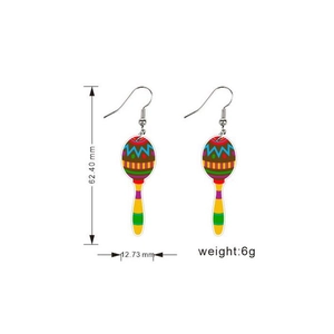Dettaglio degli orecchini a maracas colorati con misure specifiche di peso e dimensioni