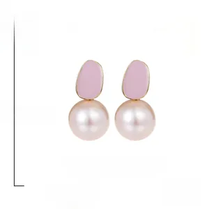 Detailed dimensions of pearl drop earrings with pink rabbit ear geometric design