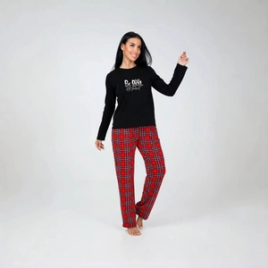 Zweiteiliger Schlafanzug für Damen mit BE REAL Aufdruck Oberteil und karierter Hose