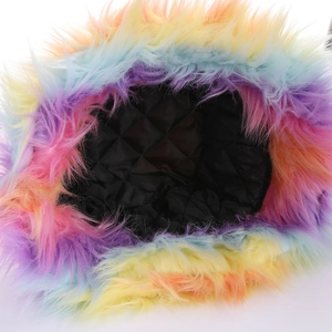 Chapeau bob en fausse fourrure arc-en-ciel avec doublure matelassée chaude pour femme