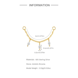 Détail macro d'une boucle d'oreille chaîne en argent S925 avec zircon marquise et mesures