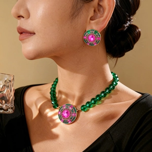 Collier Pendentif Rond Géométrique Vintage Et Boucles D'oreilles Strass Avec Tige En Argent Et Perles Cristal Pour Femme