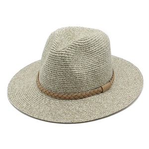 Chapeau de paille Panama classique avec ruban marron pour protection solaire d'été