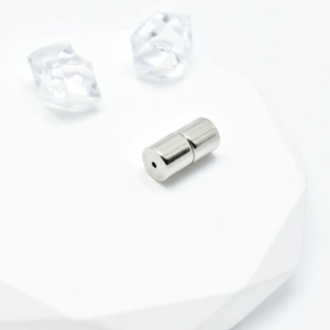 Fermoir magnétique cylindrique puissant pour colliers et bijoux DIY en finition argent