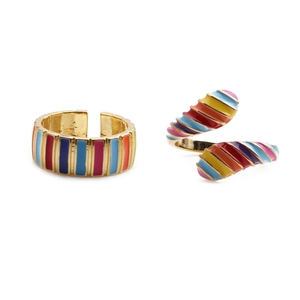 Bagues ouvertes dorées avec motifs émaillés colorés en designs larges et en spirale