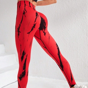 High-waist seamless red and black tie-dye yoga leggings with butt-lifting effect