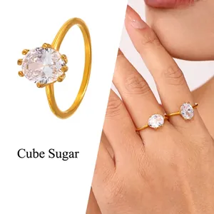 Bague en Acier Inoxydable Plaqué Or avec Zirconia Ovale pour Femme Bague Géométrique à la Mode Minimaliste Bijoux Accessoire