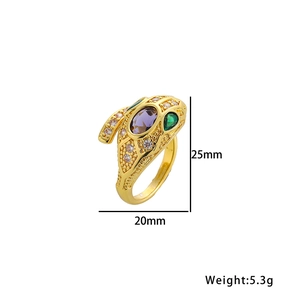 Bague serpent dorée de luxe avec gemme ovale violette et pierre goutte verte sertie