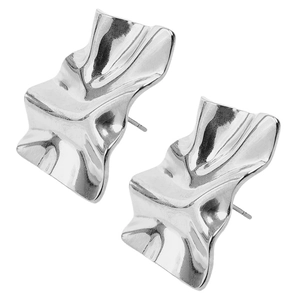Detailed close-up of shiny silver irregular pleated heart earrings with 18k plating