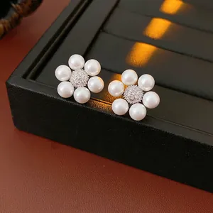 Vintage Flower Stud Earrings With Imitation Artificial Pearl Zircon Copper Body And Silver Earring Post Elegant For Women