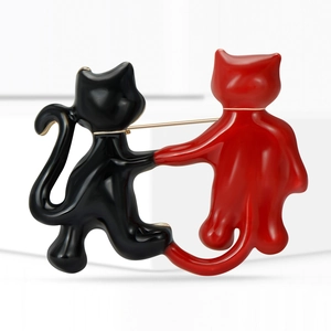 Cute Korean style black and red cat alloy brooch pin with glossy finish on gift box