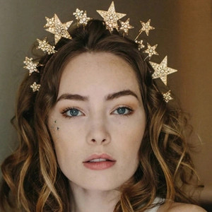 Golden star headband with rhinestones and pearls for party and festival accessories