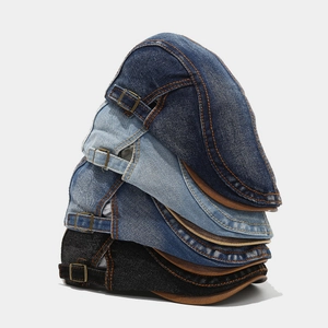 Retro Schiebermützen aus gewaschenem Denim in vier Farben mit kontrastreichen Ziernähten