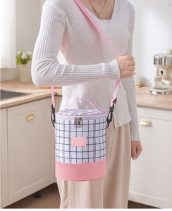 Pink checkered cylinder insulated lunch bag with adjustable shoulder strap for women