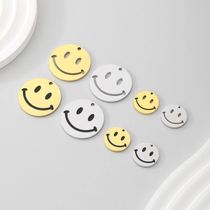 Creative stainless steel smiley face charms in gold and silver for DIY jewelry making