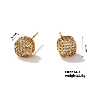 Macro detail showing 0.7cm gold pave stud earrings with precise dimensions and weight info