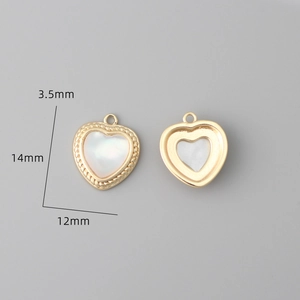 18k gold plated heart-shaped oval shell pendant with 14x12x3.5mm size dimensions