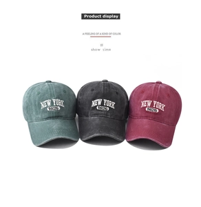 Detailed embroidery of NEW YORK 1625 on vintage washed cotton baseball caps in three colors
