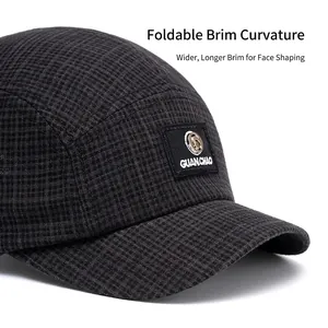 Short brim plaid baseball cap in grey grid pattern with square logo for outdoor sun shade