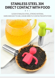 Divertido infusor de té de acero inoxidable con forma de muñeco para té en hebras.