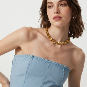 18k gold plated chunky chain necklace with OT toggle clasp on female model