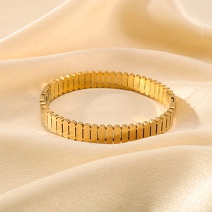 Vertical Striped Hollow Oval Bangle 18K Gold Plated Stainless Steel Geometric Textured Bracelet For Women