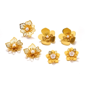 Fashion oversized gold flower earrings with white pearls in minimalist stainless steel