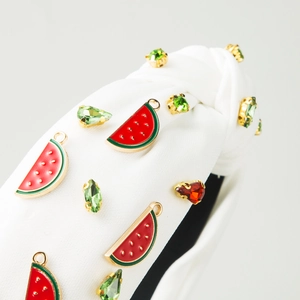 Serre-tête noué blanc avec breloques pastèque en strass et bijoux de fruits d'été