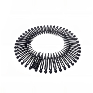 Close-up of black elastic zig-zag hair comb headband with durable stretchable plastic teeth