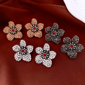 Vintage Flower Stud Earrings For Women With Rhinestone Alloy And Silver Earring Post Retro Baroque Style Jewelry